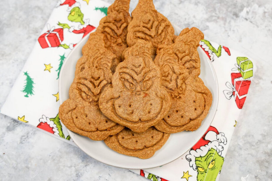 Grinch Gingerbread Cookies - Set 2 - Image 2