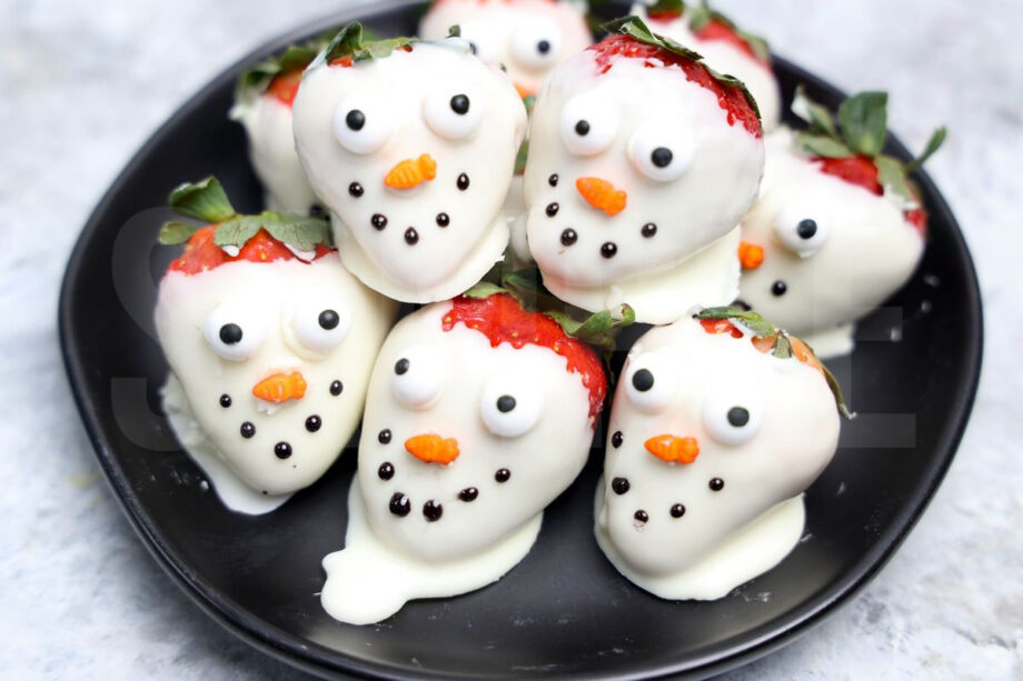 Melted Snowman Strawberries - Set 2 - Image 3