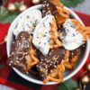 New Year's Eve Dipped Caramel Pretzels - Set 1