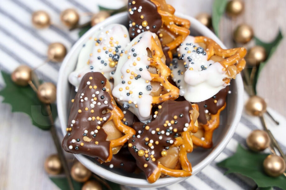 New Year's Eve Dipped Caramel Pretzels - Set 3 - Image 3